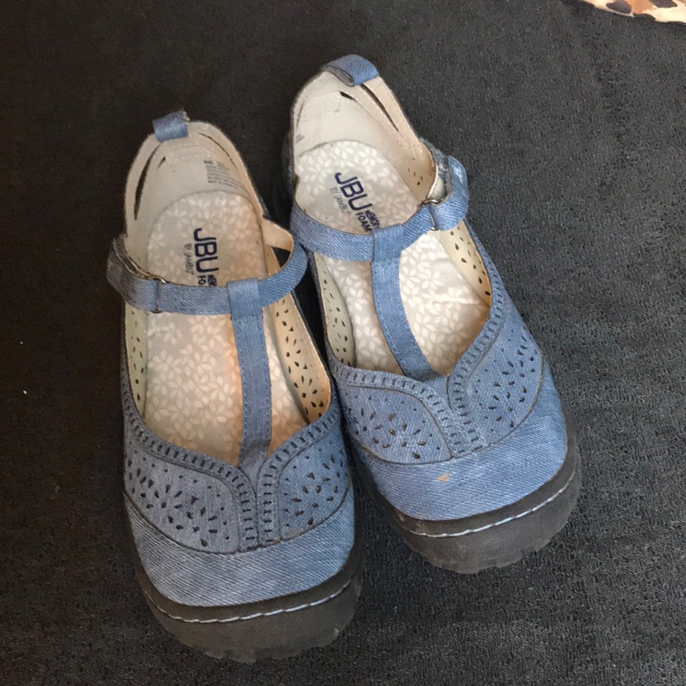 JBU by Jambu blue Mary Jane style memory foam size 8